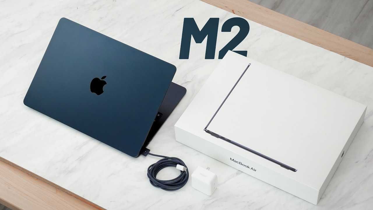 MacBook Air 13.6 M2 Midnight  2024  идеал !