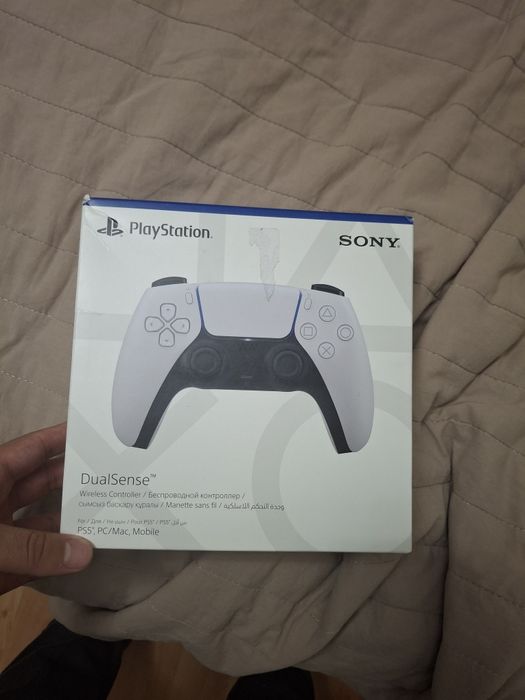Продам новые джостики PS5
