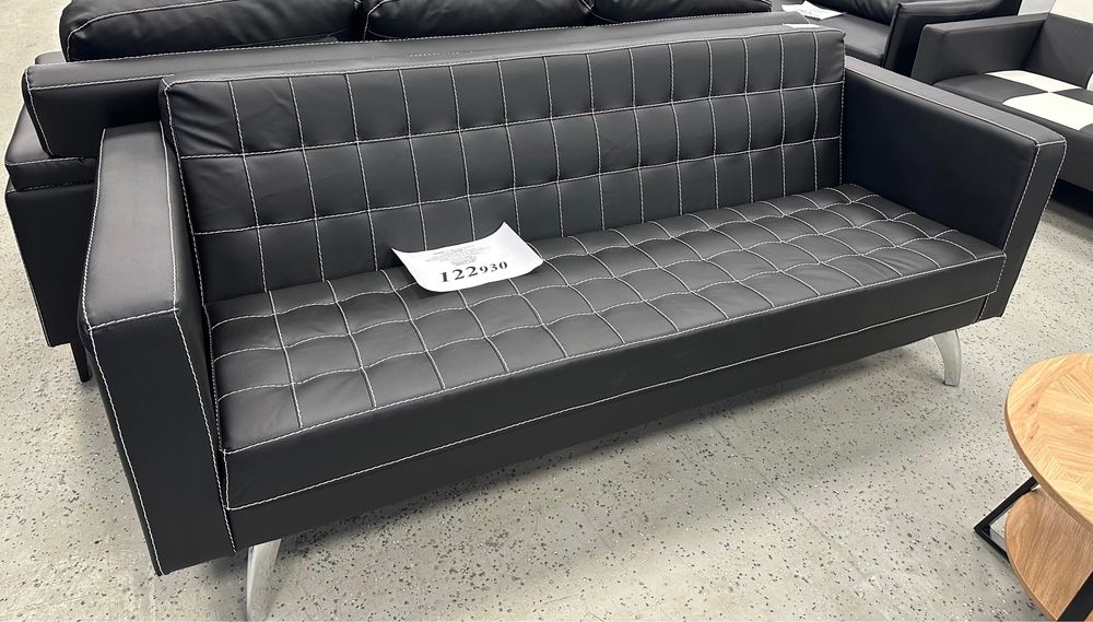 Продается диван для офиса