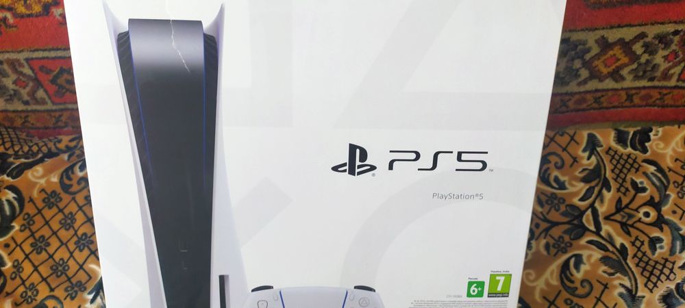 Продам PS-5 или обменяю 400000