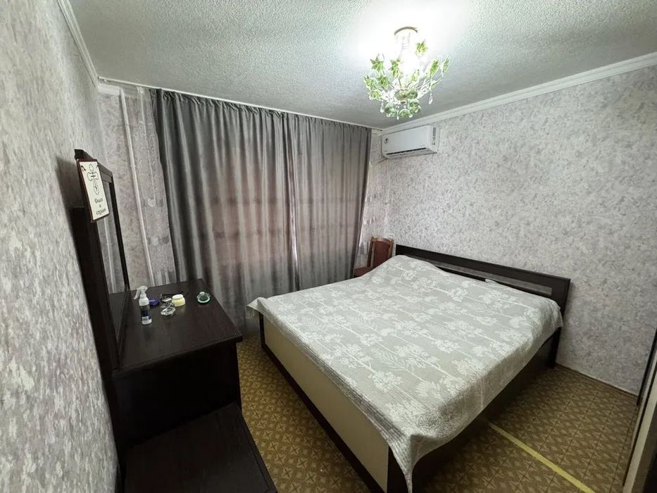 Квартира 3/4/4 
Кадышева 
Ориентир садик Гулливер.