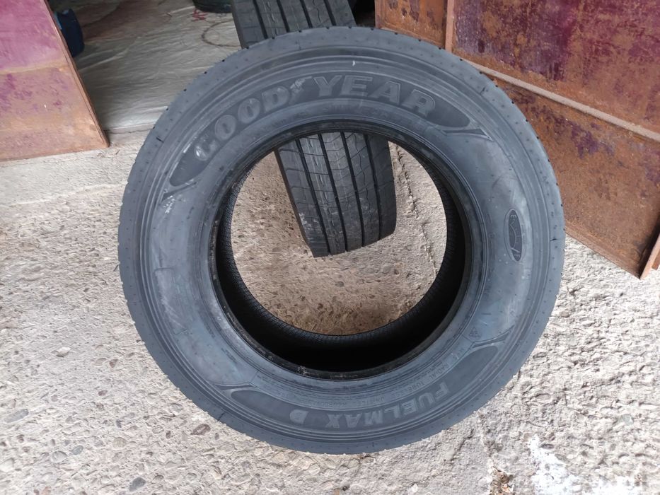 2 Нови гуми 315/60 R22.5 Goodyear FuelMax D 152/148L M+S