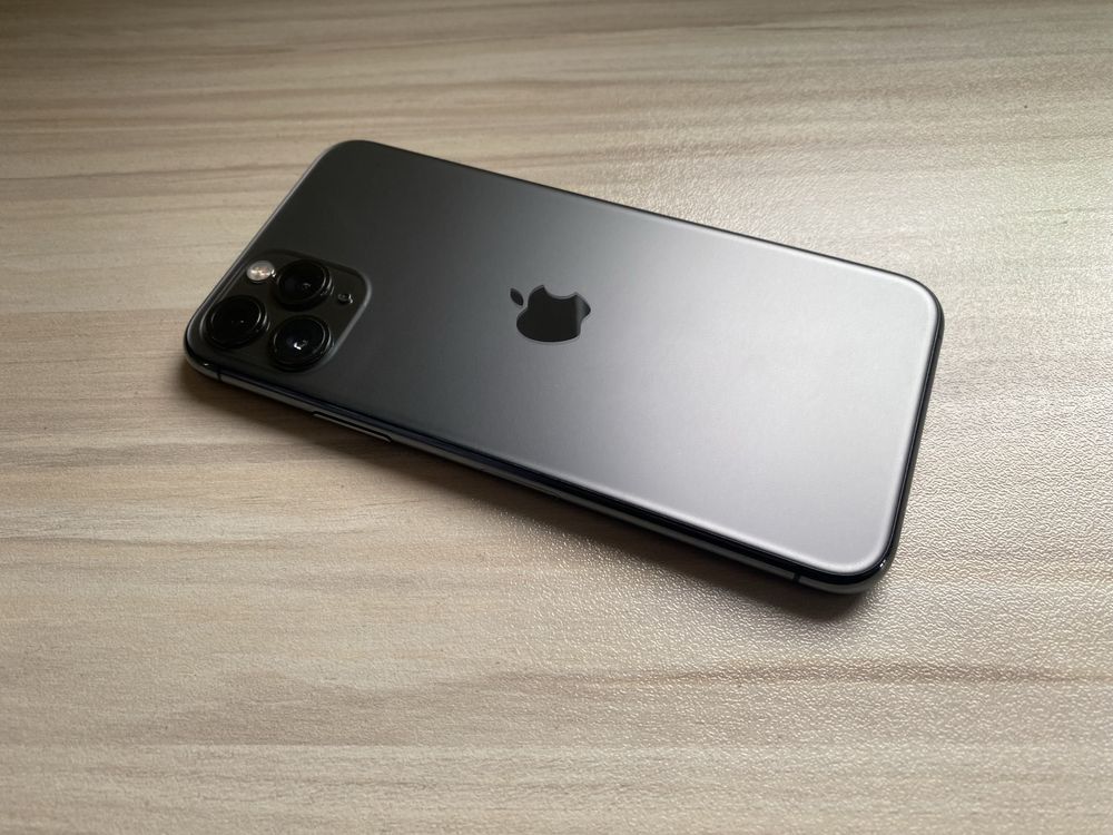  iPhone 11 Pro ••64GB•• //iOS 17.1.1// „Space Gray“ 