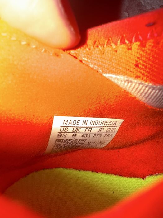 Ghete fotbal Adidas predator