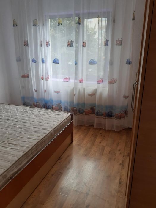 Închiriez apartament 2 camere