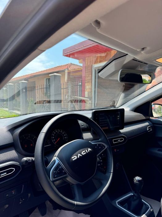 Flota autorizata Bolt/Uber Închiriez Logan 2024 Colant GPL + Benzina