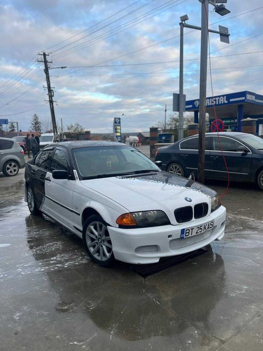 Bmw e46 două culori in certificat.
