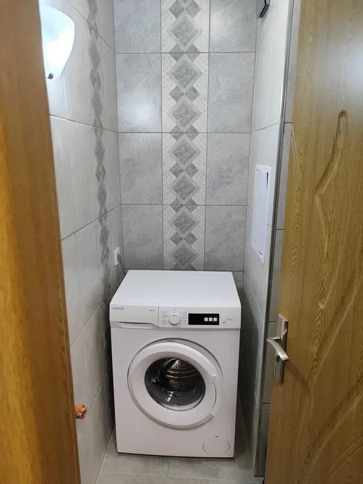 Тристаен апартамент, под наем, кв. Възраждане 1