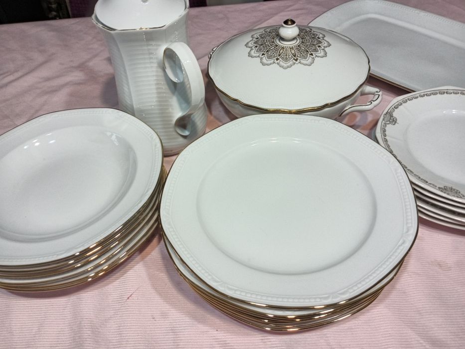 Баварски сервиз нежен снежно бяло