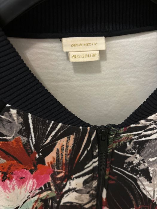 Дамско яке Miss sixty с цветна шарка