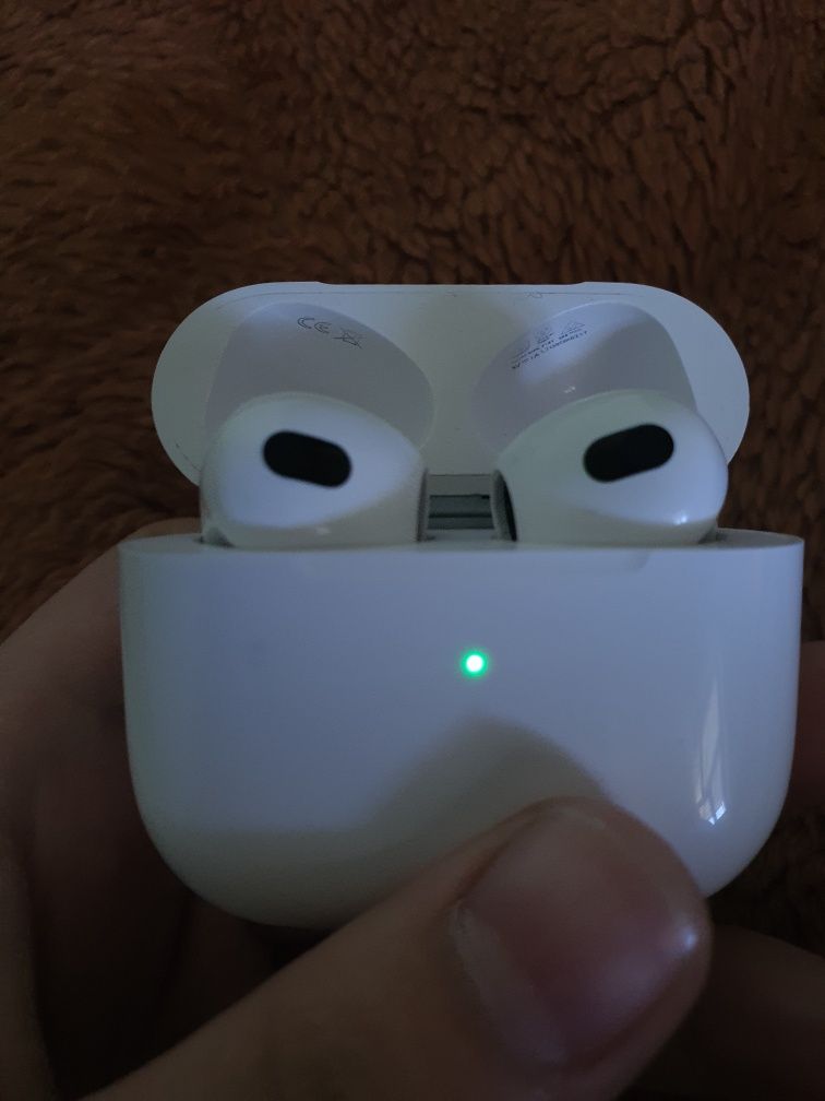 Airpods Pro 3 + chexol