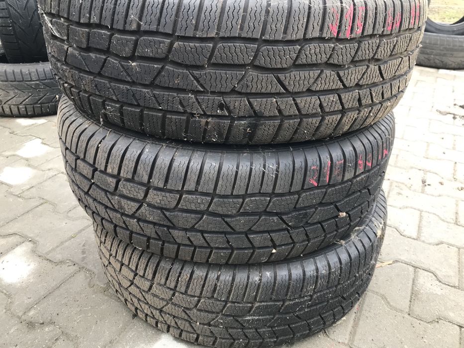 Anvelope 215 60 17
