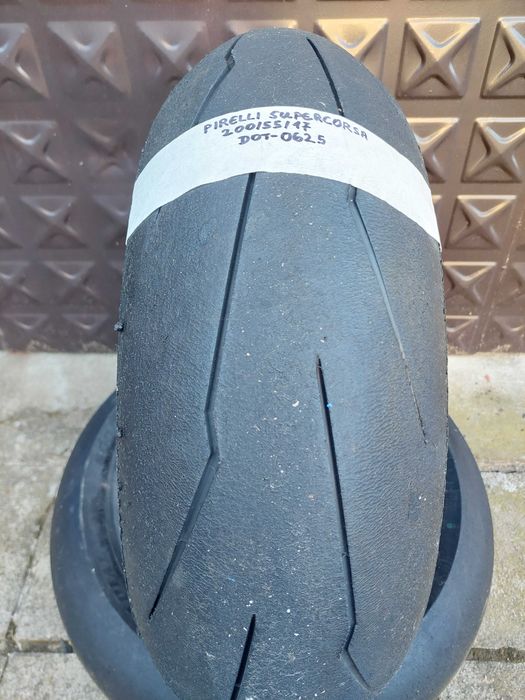 Гуми за мотор полуслик,pirelli supercorsa,metzeler,