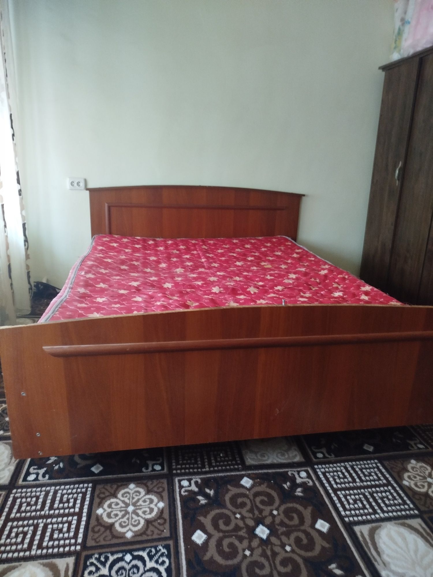 Сдается 1 ком кв 4 этаж Супер Бам 150 долар без агентства