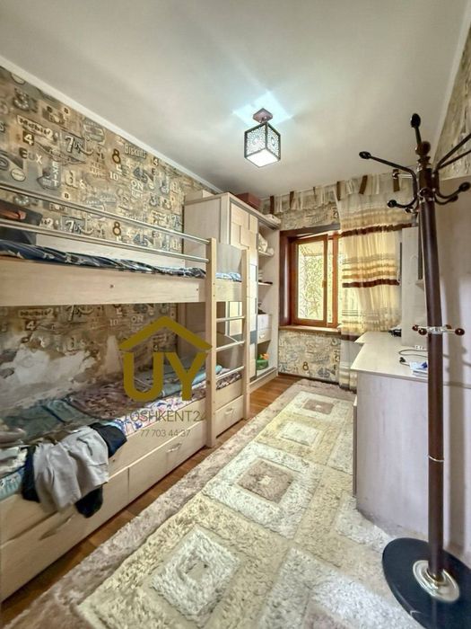 3 комнатная на Максим Горького кирпич