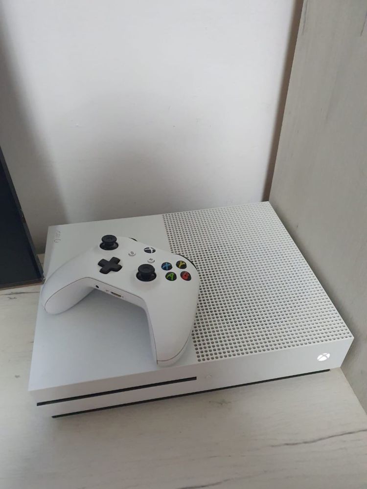 Xbox One S 512gb