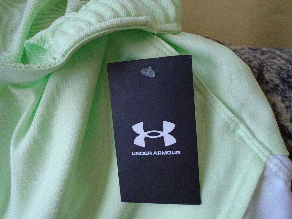 Pantalon scurt dama marca under armour