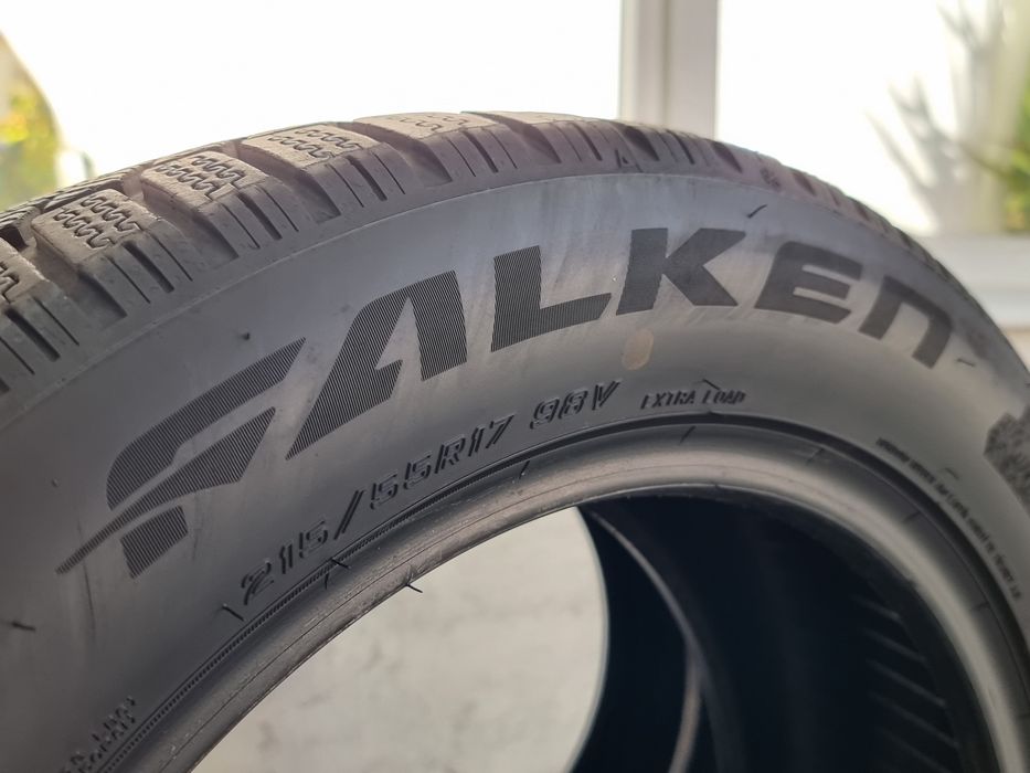 "Dot 23/24" 215/55/17 Falken 4Броя: 380лв 6.5мм