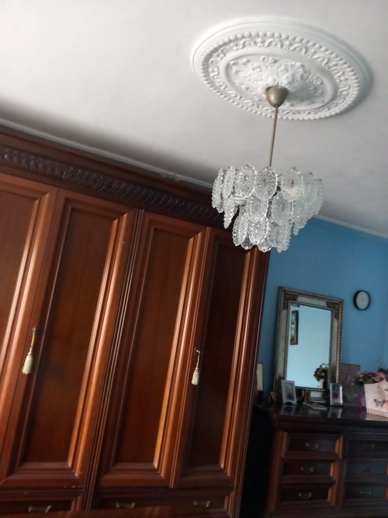 Închiriez apartament cu 3 camere focsani 320 euro negociabil