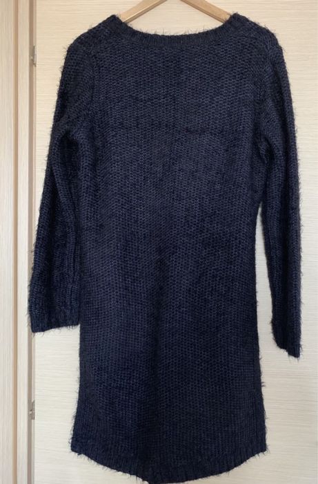 Pulover pufos lung Bershka marime L