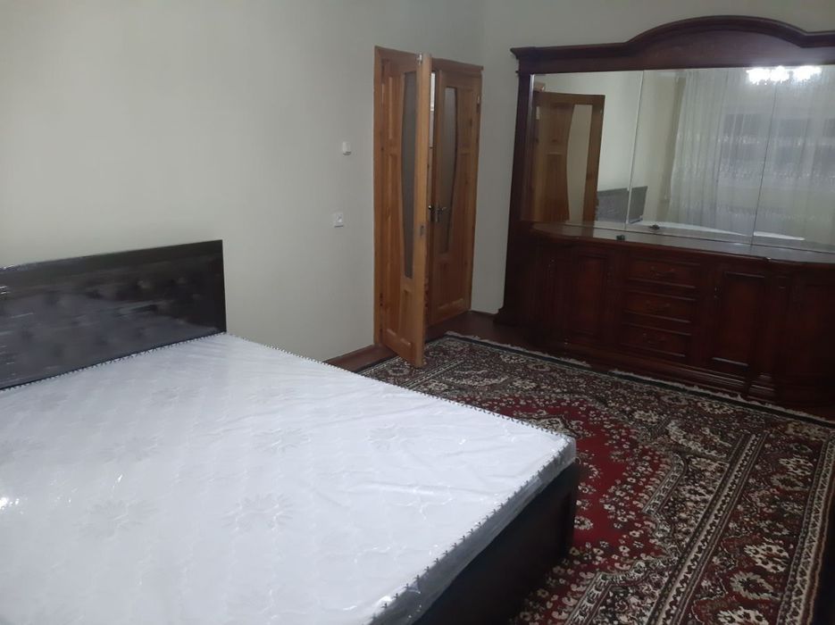 Сдается 3х комнатная на Сельхоз Сампи