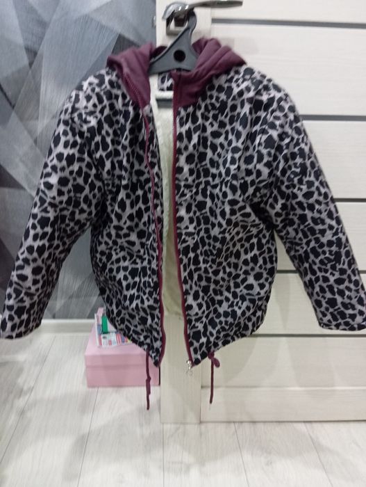 Куртка на девочку