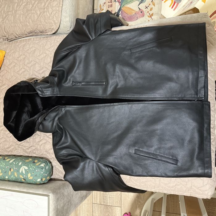 Новая Куртка кожанная