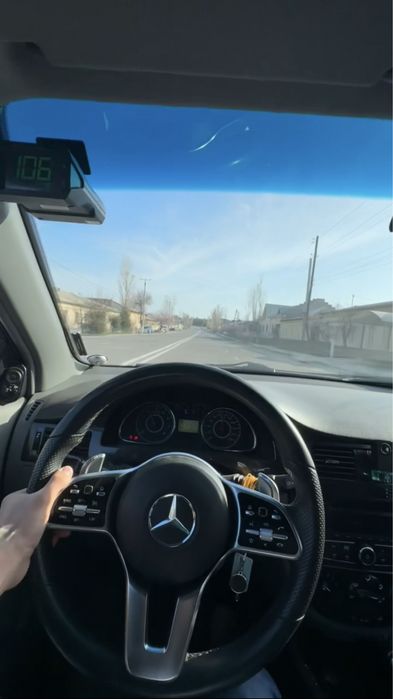 Mers rul sotiladi srochna