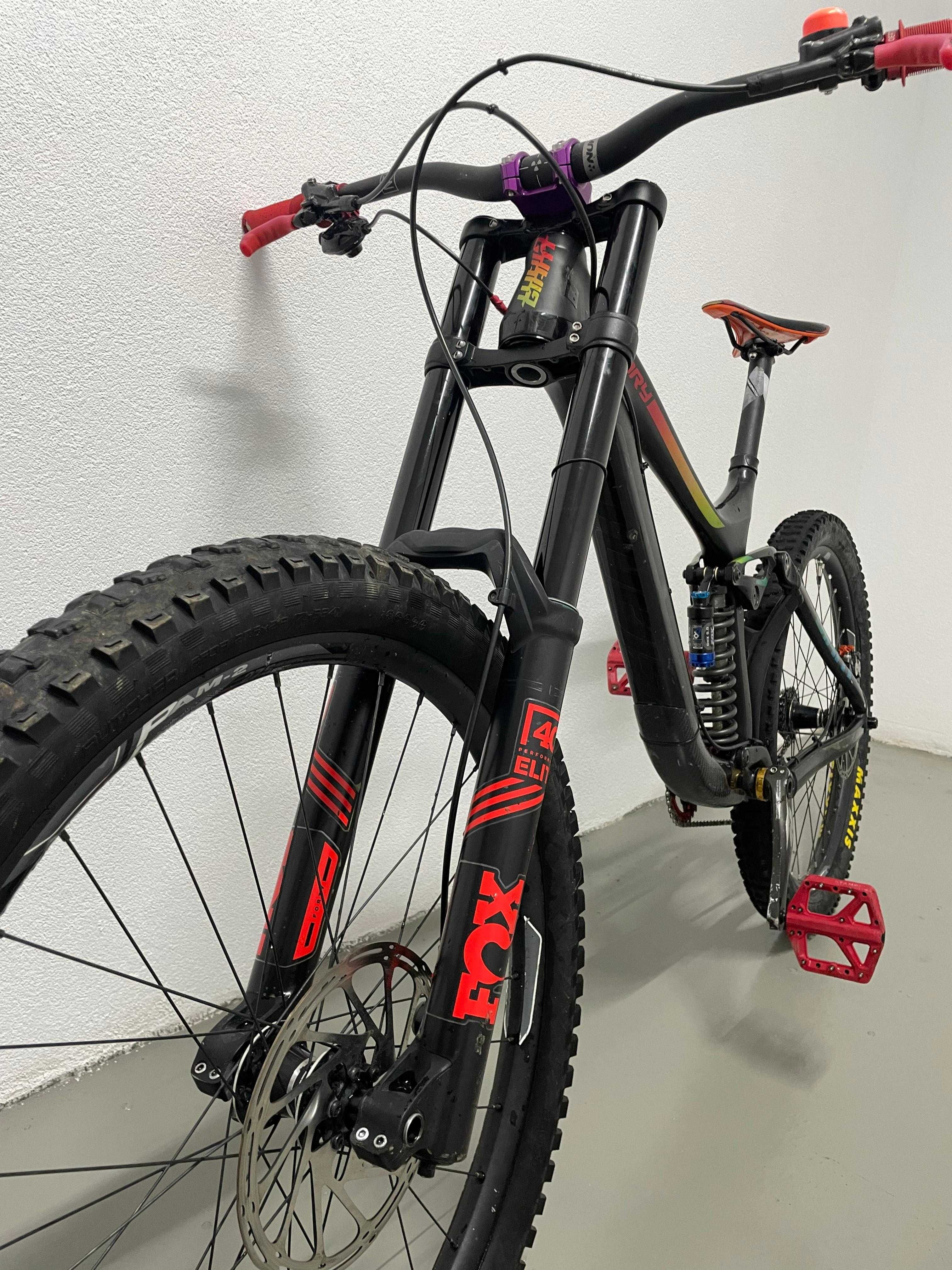 Giant Glory Advanced 1 27.5" sau schimb pe o electrica