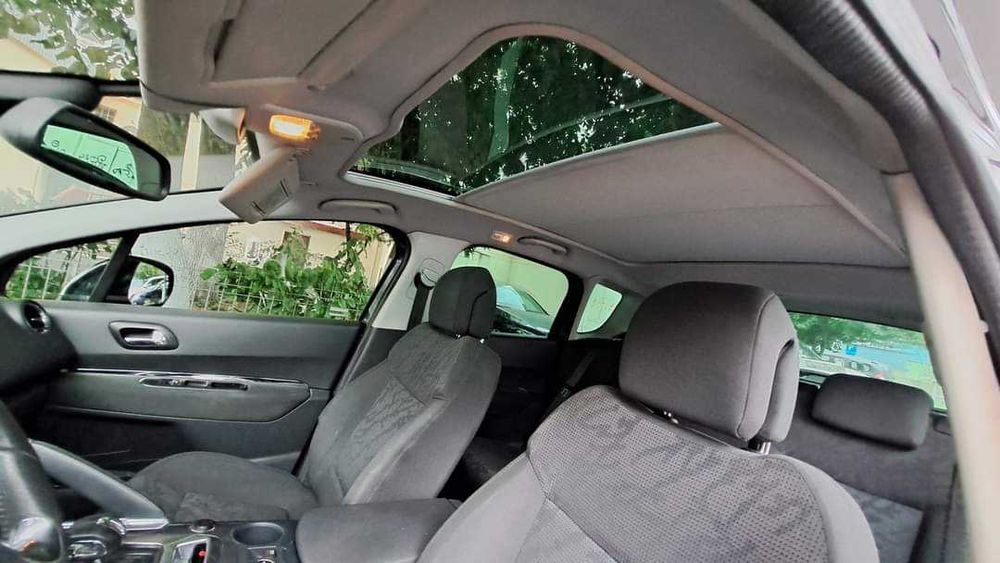 Vand Peugeot hybrid 3008,an 2012