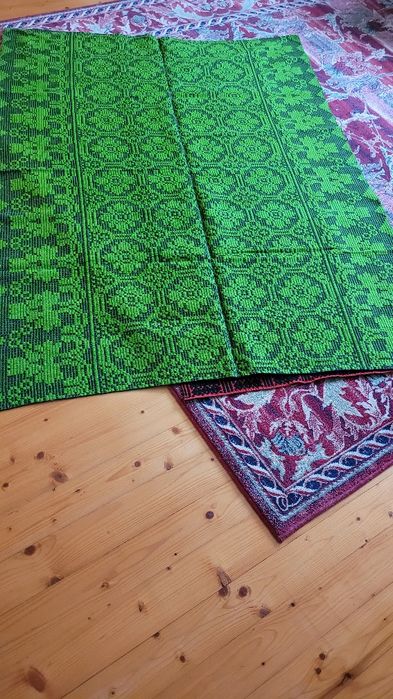 Covoare tesute manual - lână, modele cu vopsea naturala, vechime 70 an