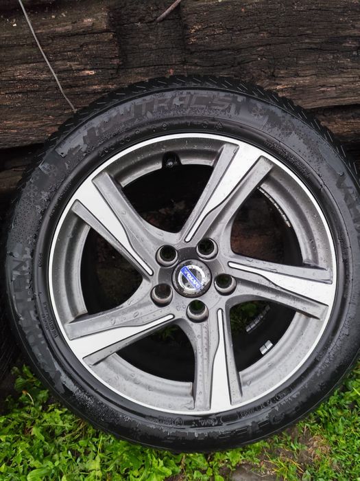 Jante originale volvo R16, et50, 5x108+cauciucuri de iarna Vredestein