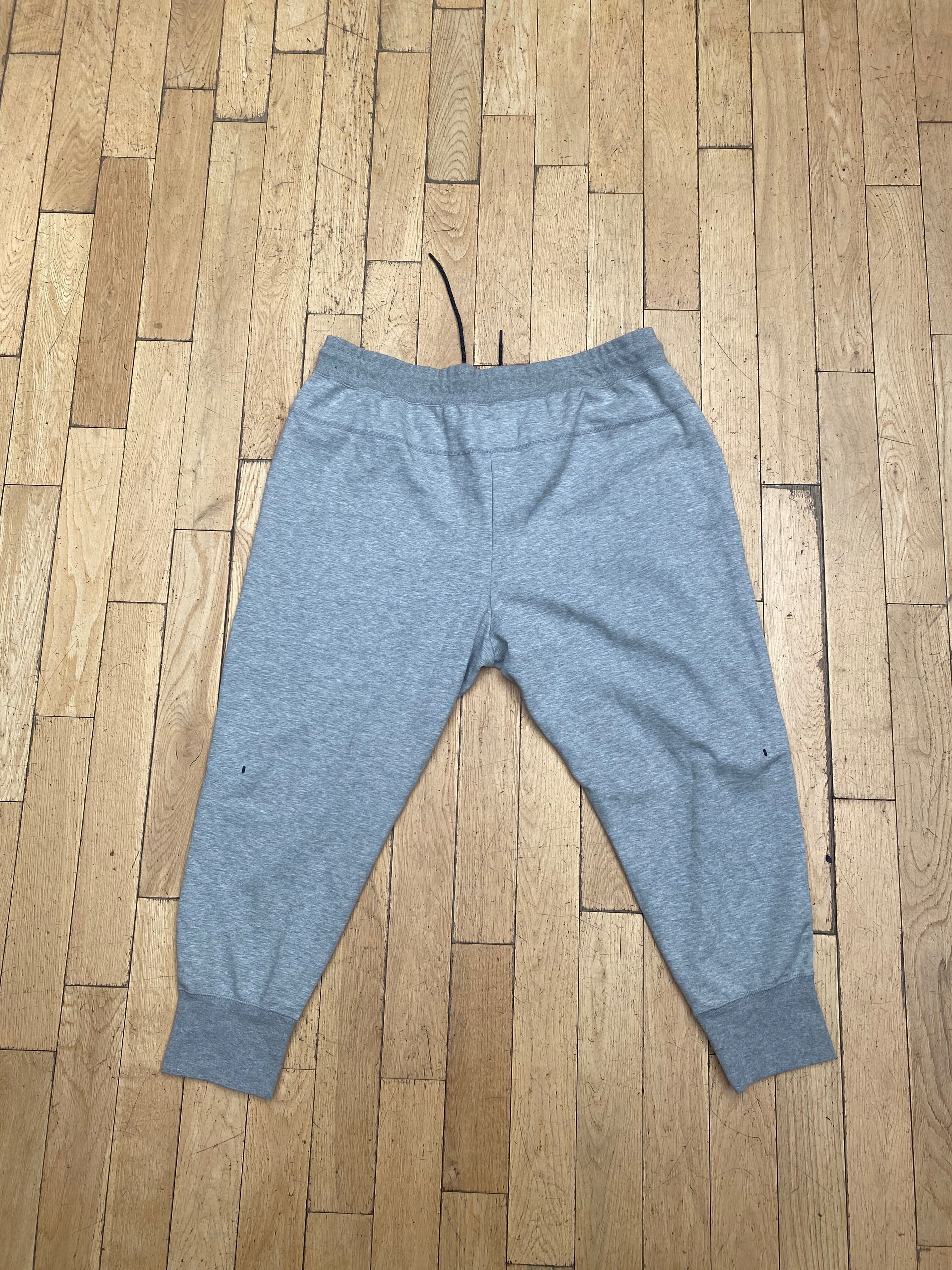 Nike tech fleece панталони