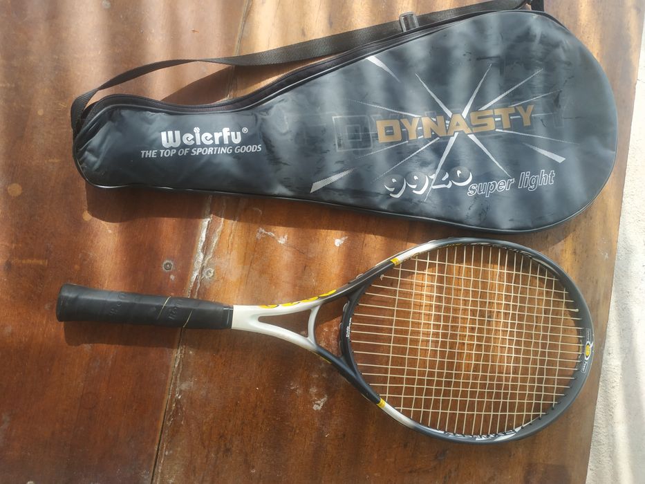 Srochna tennis raketkasi sotiladi