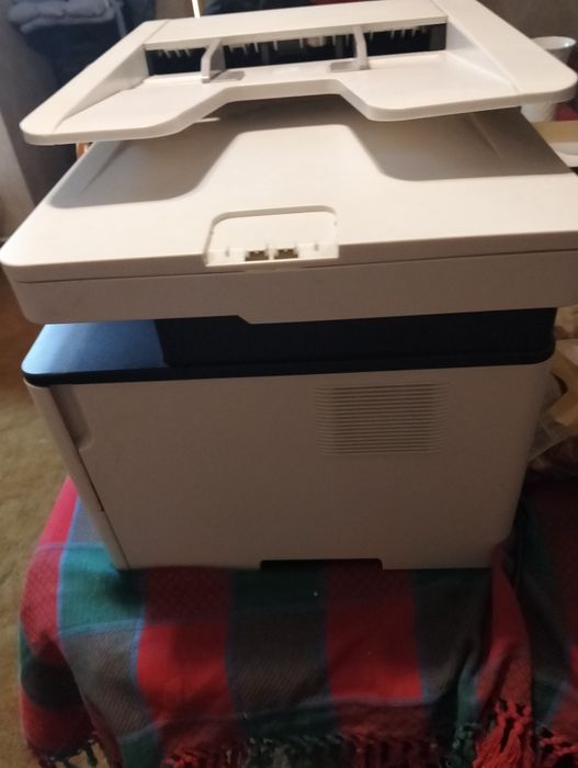 Imprimantă xerox b235 in stare foarte buna