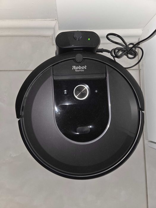 Roomba I7 прахосмукачка робот