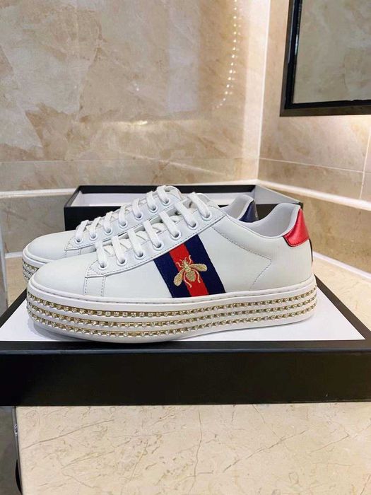 Adidasi Gucci white..model deosebit de frumos cu strasuri.. 2025