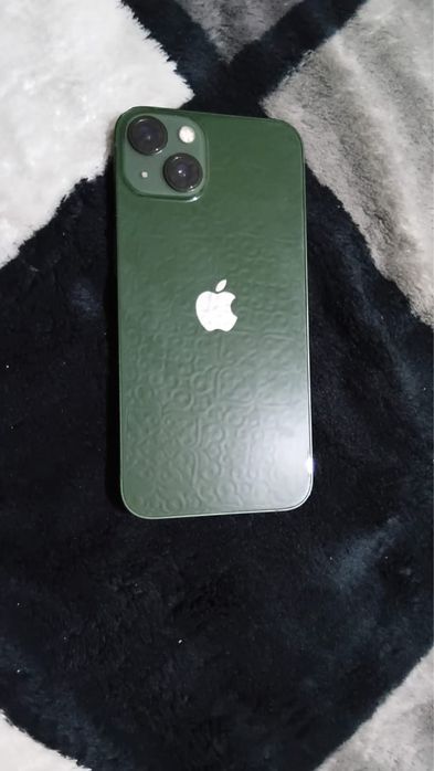 Продам айфон 13 в хорошем состояний