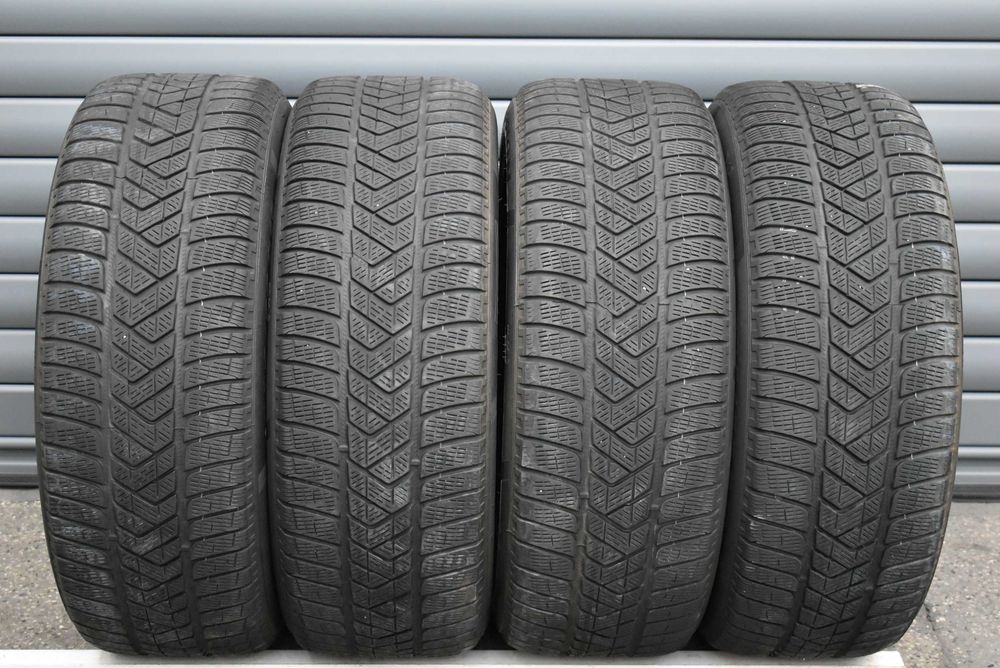 Зимни гуми 235/55/19 Pirelli