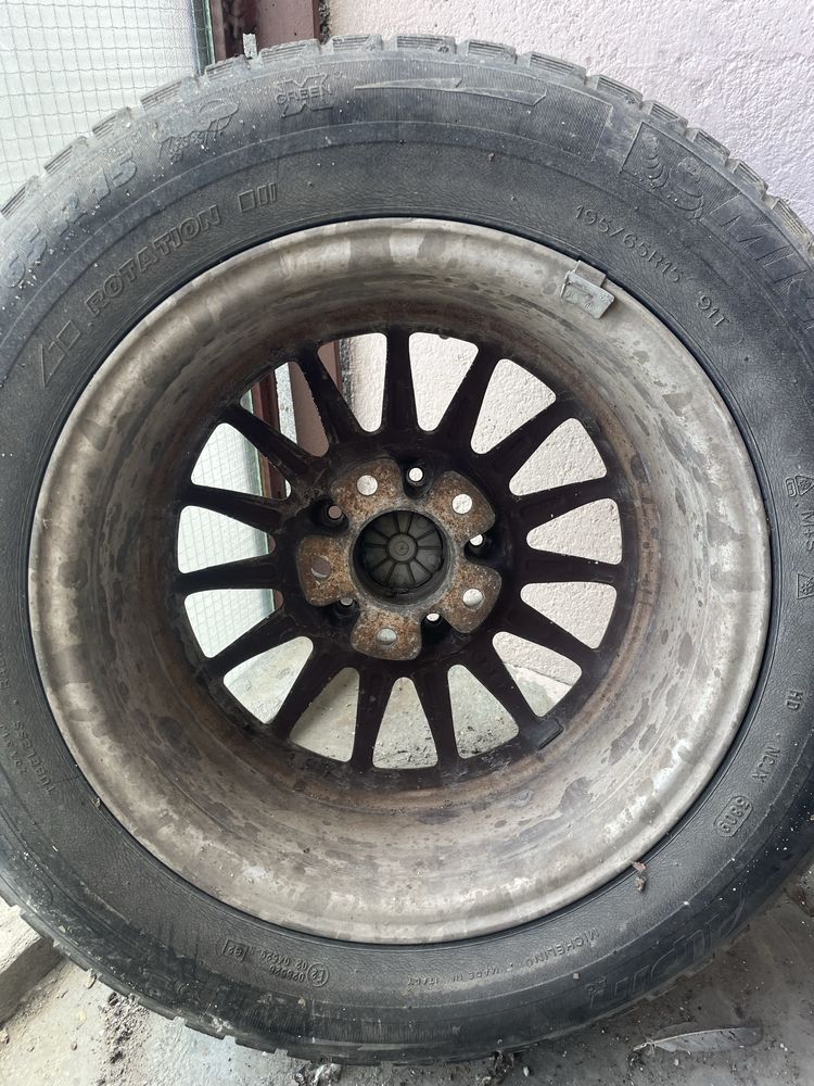 Джанти с гуми за БМВ 15 цола 5X120