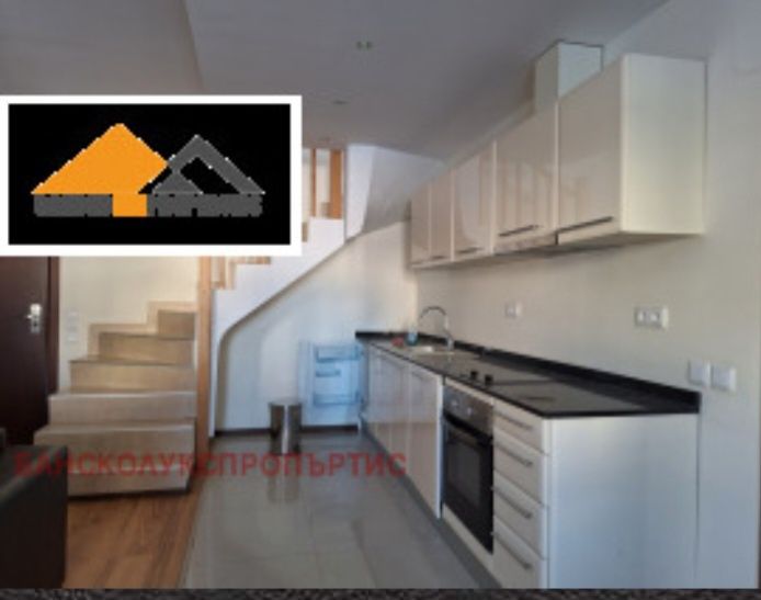 Продава се Тристаен апартамент в Разлог - 81 кв.м за 692 €/кв.м - Снимка #1