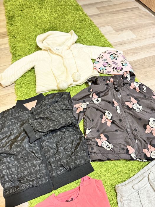 Много запазени дрешки за момиче 18-24м