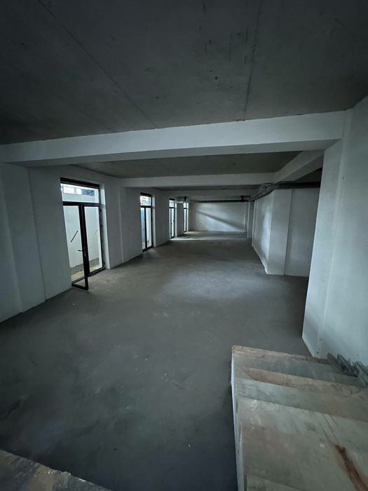 Коммерческое помещение в ЖК Hilmar  298м² + цоколь 201м², 1-я линия!