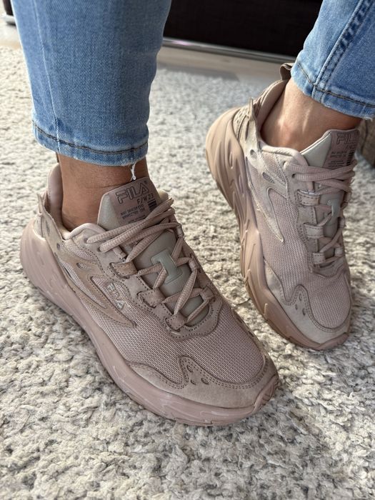 Маратонки Fila 38/39 номер