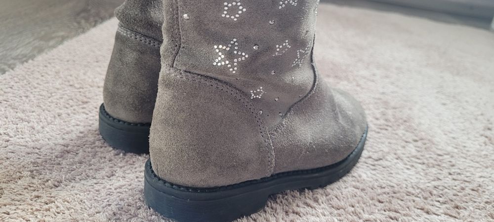 Ghete fete, modele diferite, mr. 29/30