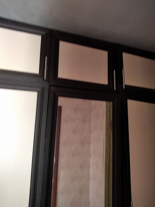 Продам/Обмен на меньше шкаф(торг) для одеждыХороший торг,