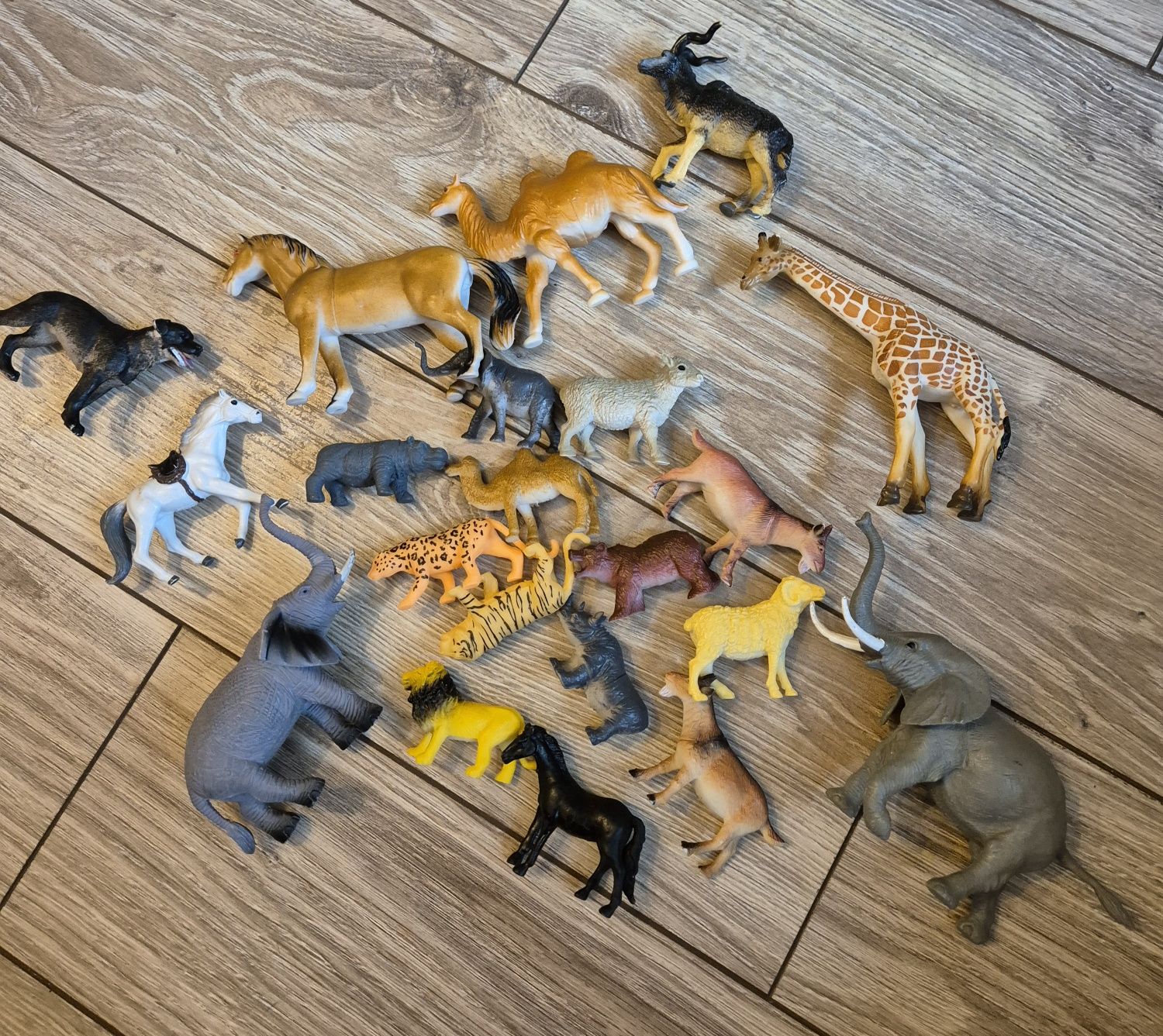 Set jucări din lemn