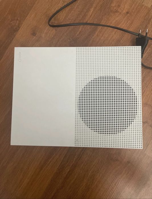 Xbox one S 1TB cu 14 jocuri