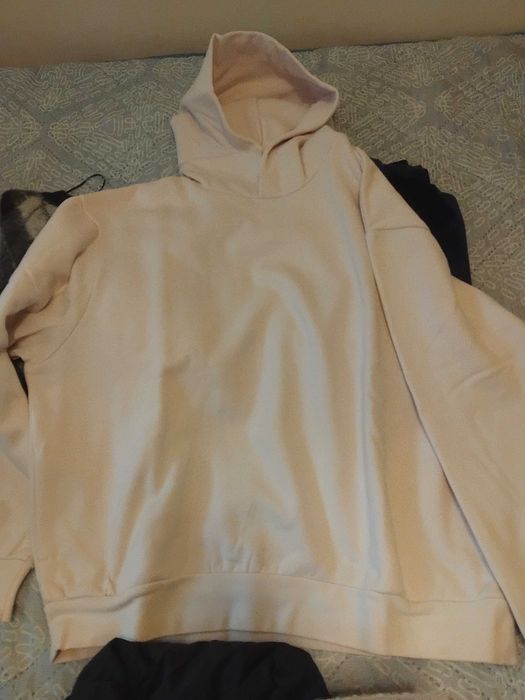 Блузи и пуловери с дълъг ръкав на ниска цена