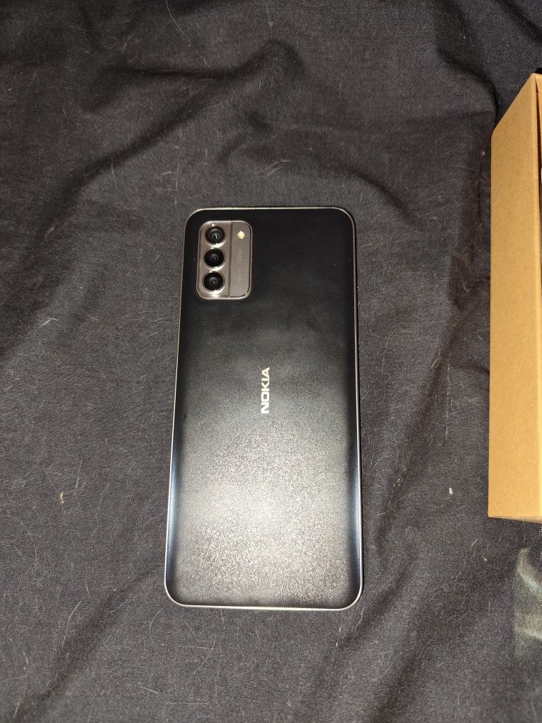 Продавам Нокия G42